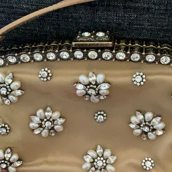 NWOT VALENTINO GARAVANI jeweled pearls floral crystal bag purse - Picture 4 of 10